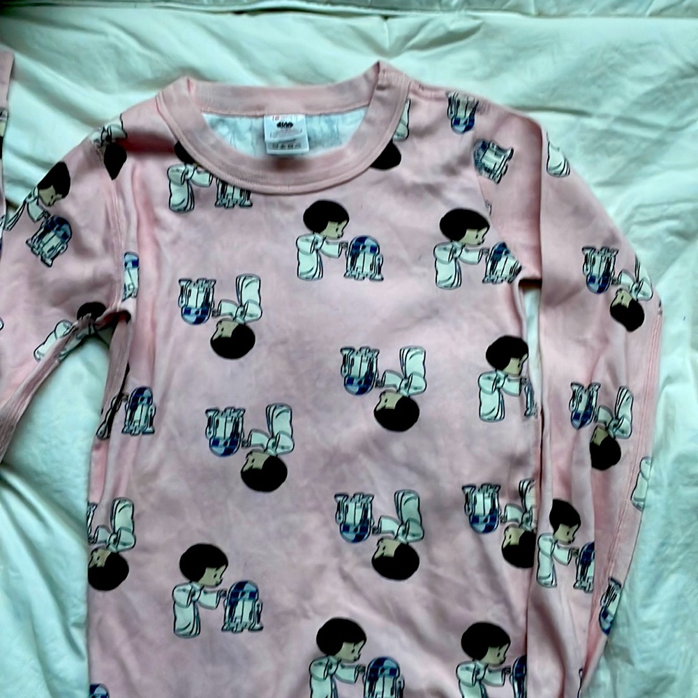 Hanna Andersson Organic Star Wars Princess Leia pajamas